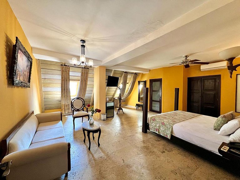 Car071 - Charmosa casa no centro histórico de Cartagena