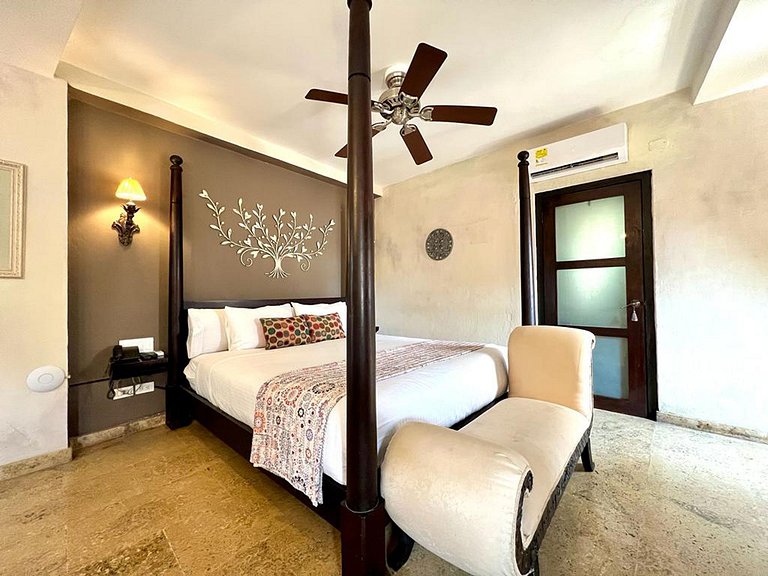 Car071 - Encantadora casa en el centro histórico