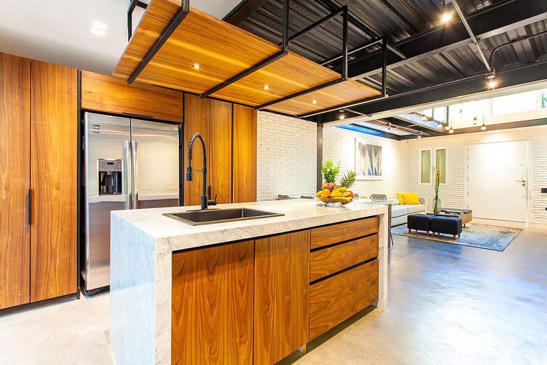 Car040 - Beautiful 2-bedroom loft in the Historic Center