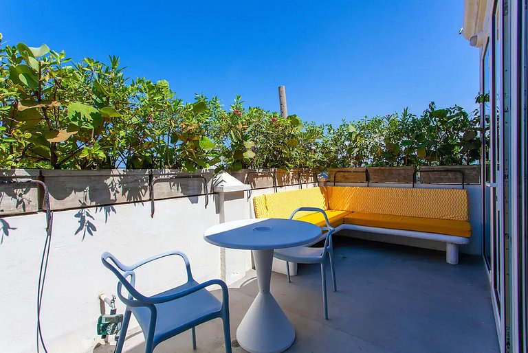 Car040 - Beautiful 2-bedroom loft in the Historic Center
