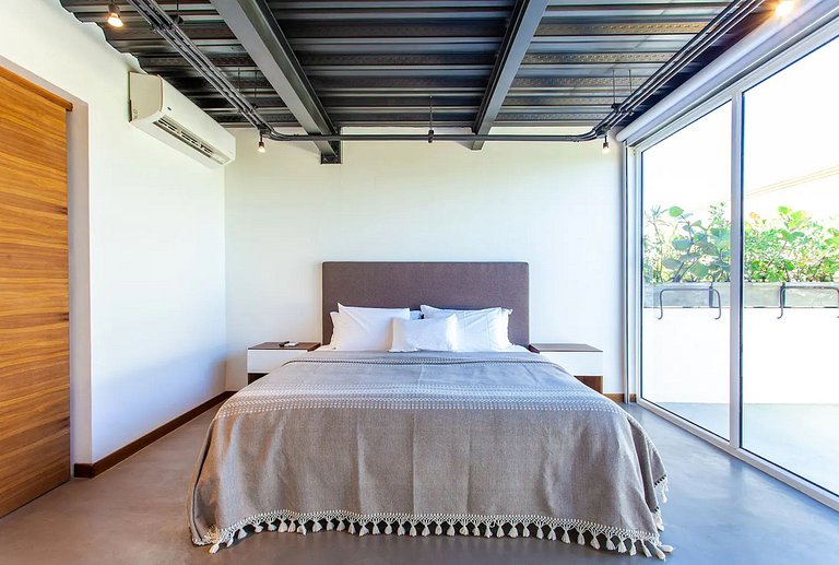 Car040 - Beautiful 2-bedroom loft in the Historic Center
