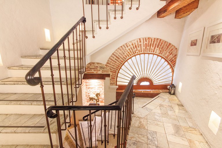 Car026 - Casa colonial de lujo en el centro histórico