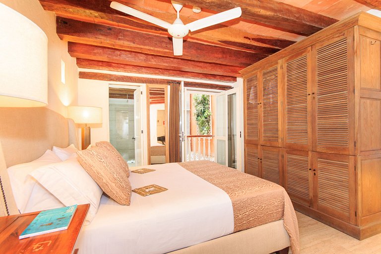 Car026 - Casa colonial de lujo en el centro histórico