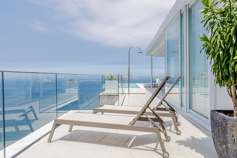 Rio088 - Fantástica cobertura de 4 suítes no Vidigal