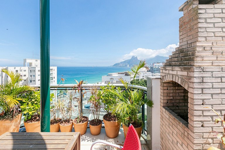 Rio066 - 3 bedroom penthouse in Ipanema with views