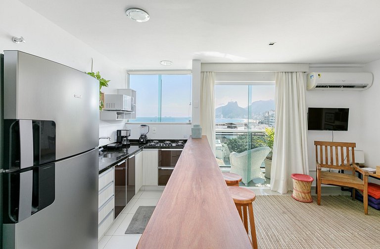 Rio066 - Cobertura de 3 quartos em Ipanema