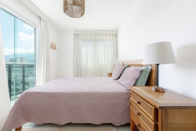 Rio066 - Cobertura de 3 quartos em Ipanema