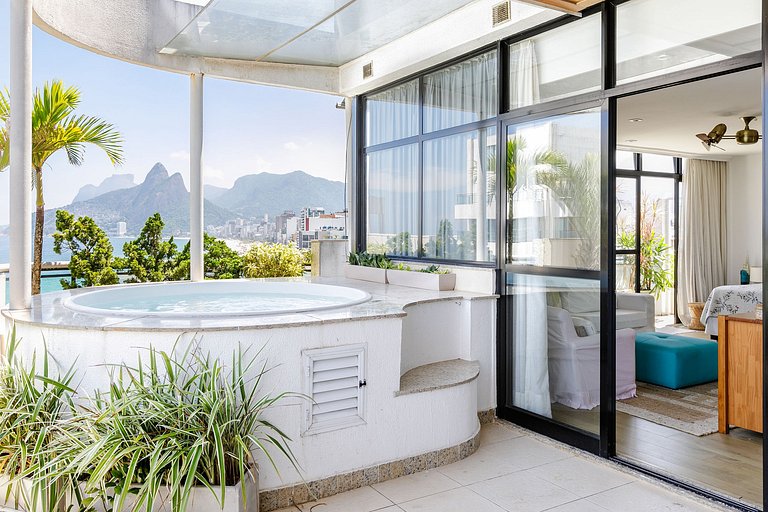 Rio069 - Linda cobertura de 3 quartos em Ipanema