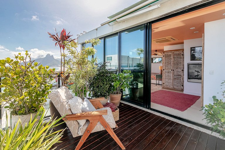 Rio069 - Linda cobertura de 3 quartos em Ipanema