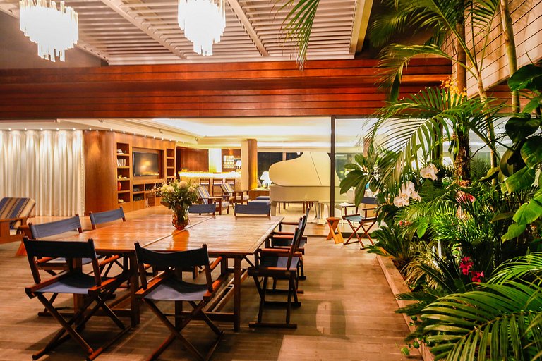 Rio114 - Cobertura de luxo beira-mar em Copacabana