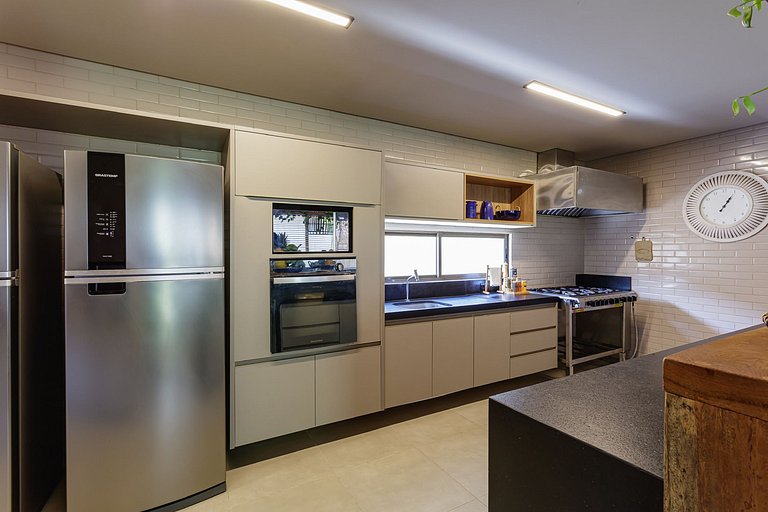 Ala002 - Trois villas pieds dans l'eau sur la plage de Marce