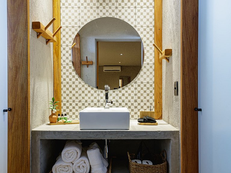 Ala002 - Trois villas pieds dans l'eau sur la plage de Marce