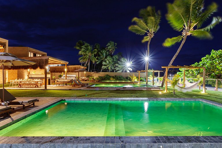 Ala002 - Trois villas pieds dans l'eau sur la plage de Marce