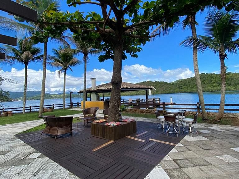 Ang062 - Beautiful beachfront house in an Angra dos Reis con
