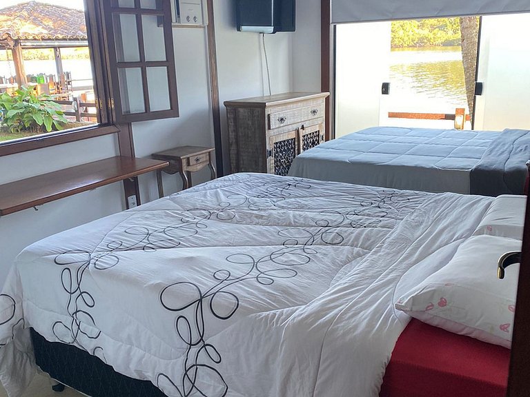 Ang062 - Beautiful beachfront house in an Angra dos Reis con