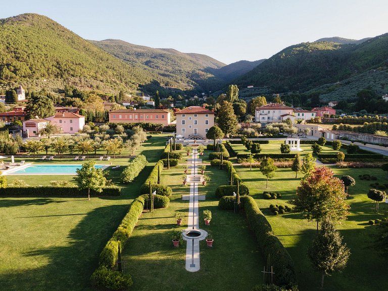 Tus022 - A beautiful 18th-century villa next to Lucca