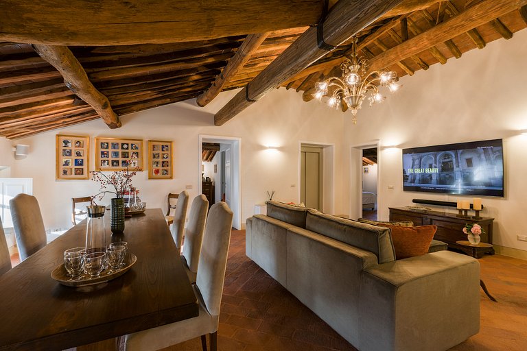 Tus022 - A beautiful 18th-century villa next to Lucca
