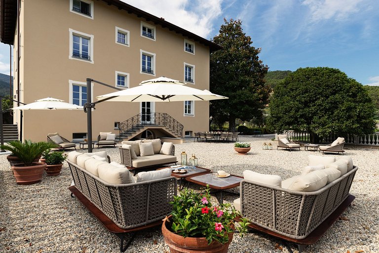 Tus022 - Une belle villa du XVIIIe siècle à côté de Lucca.