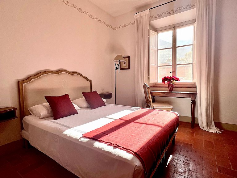 Tus022 - A beautiful 18th-century villa next to Lucca