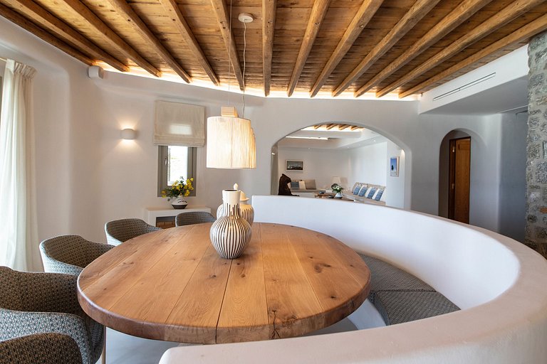 Cyc002 - A modern villa in Kounoupas, Mykonos