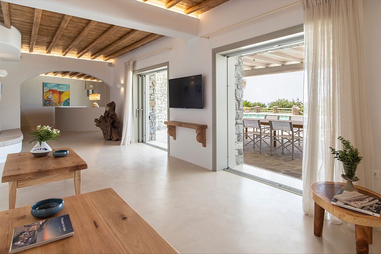 Cyc002 - A modern villa in Kounoupas, Mykonos