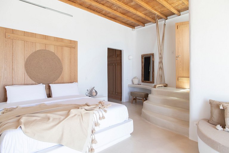Cyc002 - A modern villa in Kounoupas, Mykonos