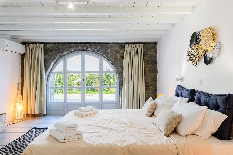 Cyc003 - Luxury Villa in Kanalia, Mykonos