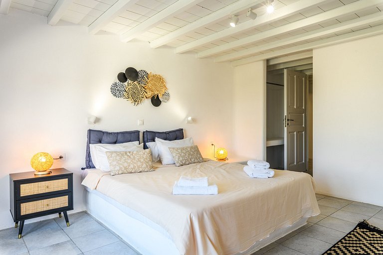 Cyc003 - Luxury Villa in Kanalia, Mykonos