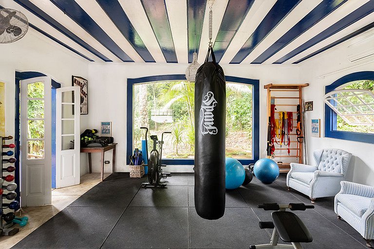 Pty011 - Magnifique propriété avec 2 maisons en bord de mer