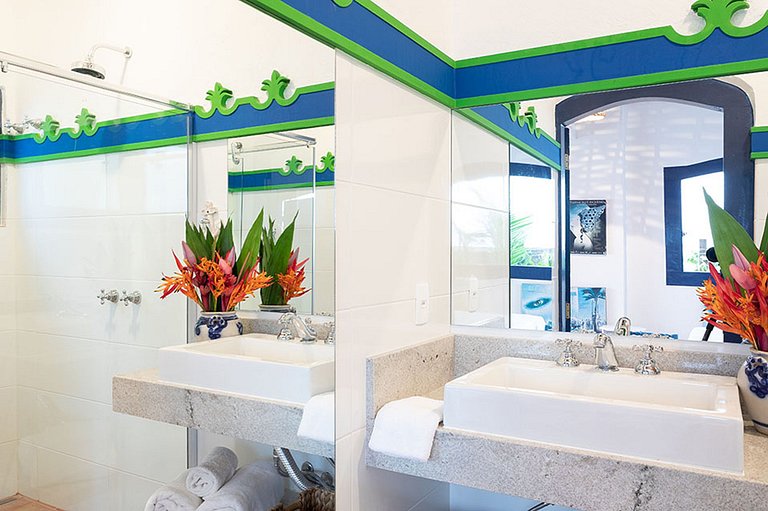 Pty011 - Maravillosa propiedad con 2 casas frente al mar en