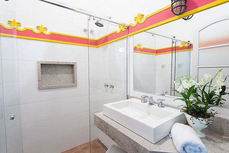 Pty011 - Maravillosa propiedad con 2 casas frente al mar en