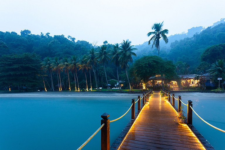 Pty013 - Maravilhosa villa beira-mar privativa em Paraty