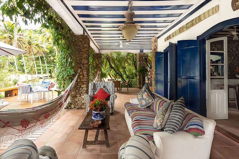 Pty013 - Maravilhosa villa beira-mar privativa em Paraty