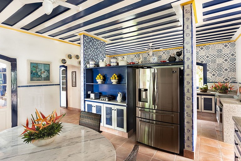 Pty013 - Wonderful private beachfront villa in Paraty