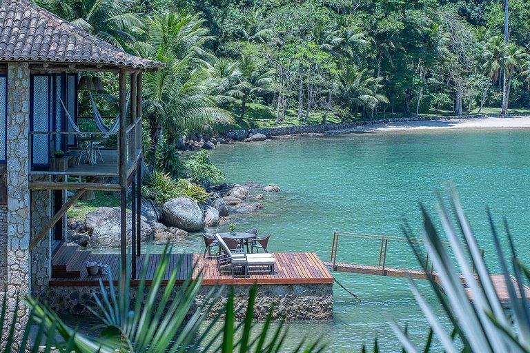 Pty014 - Lush private loft by the sea in Paraty