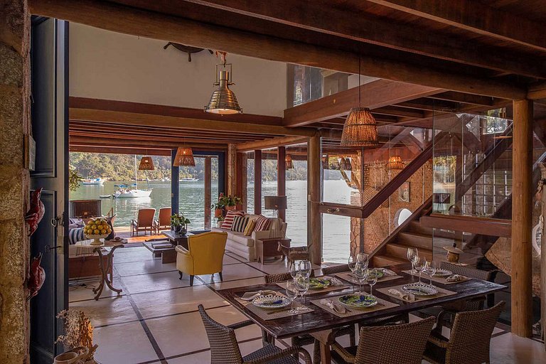 Pty014 - Exuberante loft privativo à beira-mar em Paraty
