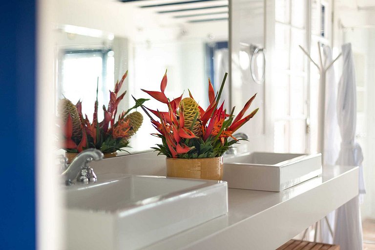 Pty013 - Maravilhosa villa beira-mar privativa em Paraty