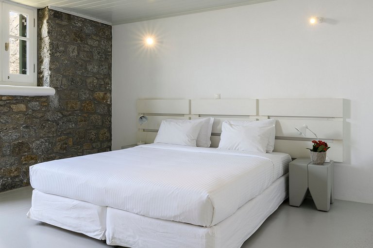 Cyc005 - Villa confortable avec piscine et vue sur la mer, M