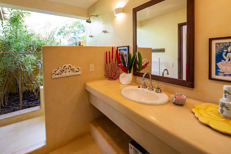 Bah457 - Stylish beach house in Camaçari