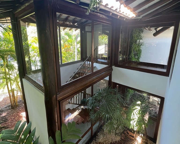 Bah406 - Magnífica casa com 5 Suítes em Camaçari