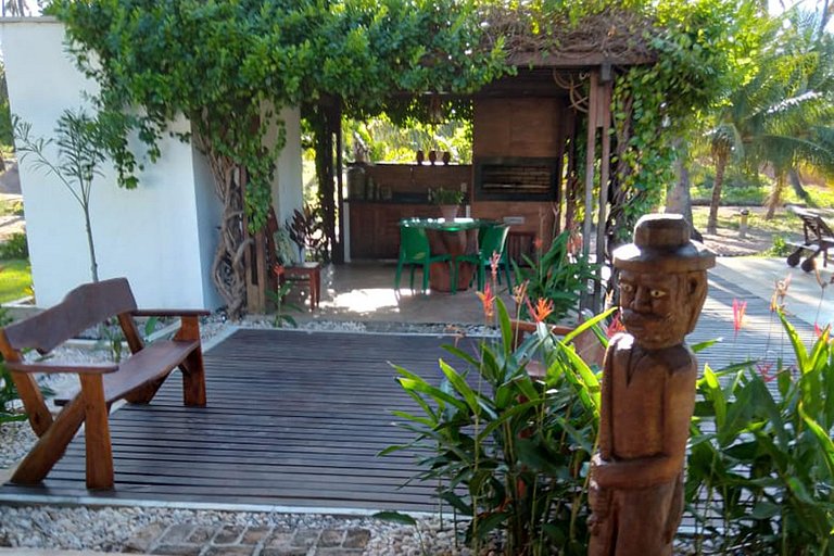 Cea023 - Casa de 4 quartos e piscina em Guajiru