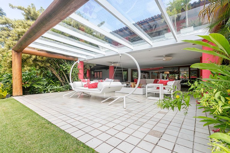 Ang009 - Espectacular mansión en condominio en Mangaratiba