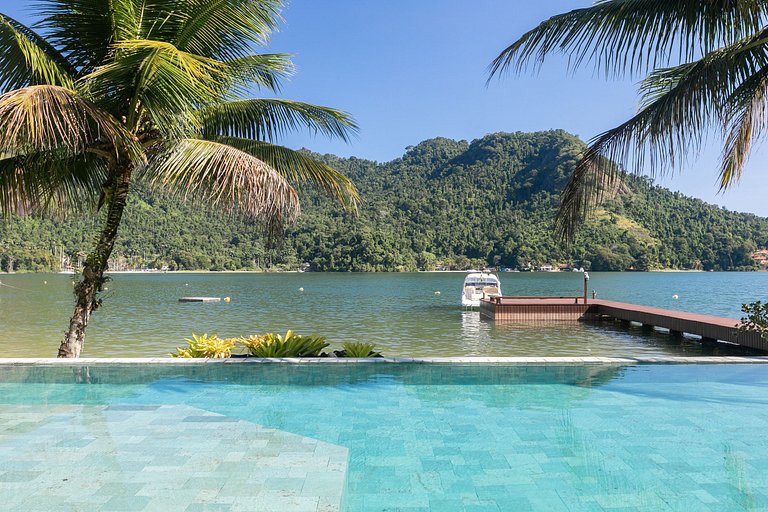 Ang022 - Villa en bord de mer à Angra dos Reis