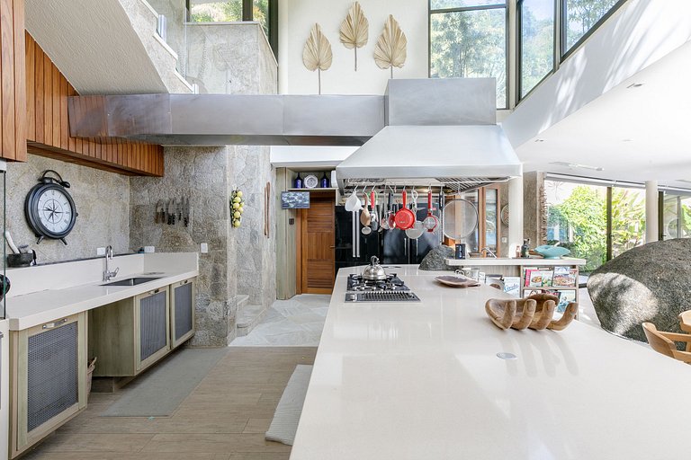 Ang022 - Linda villa beira-mar em Angra dos Reis