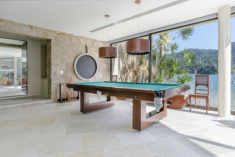 Ang022 - Stunning beach villa in Angra dos Reis