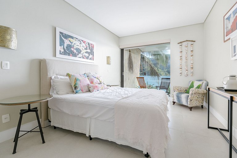 Ang022 - Linda villa beira-mar em Angra dos Reis