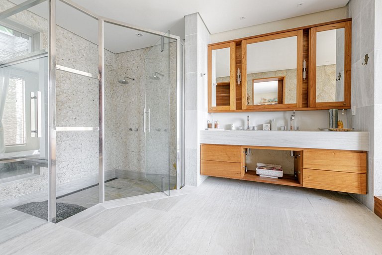 Ang022 - Villa en bord de mer à Angra dos Reis