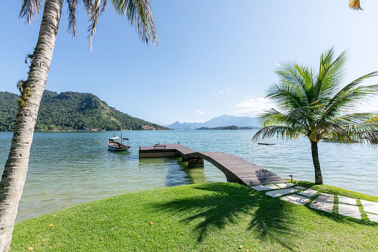 Ang056 - Magnífica casa en la arena con playa privada