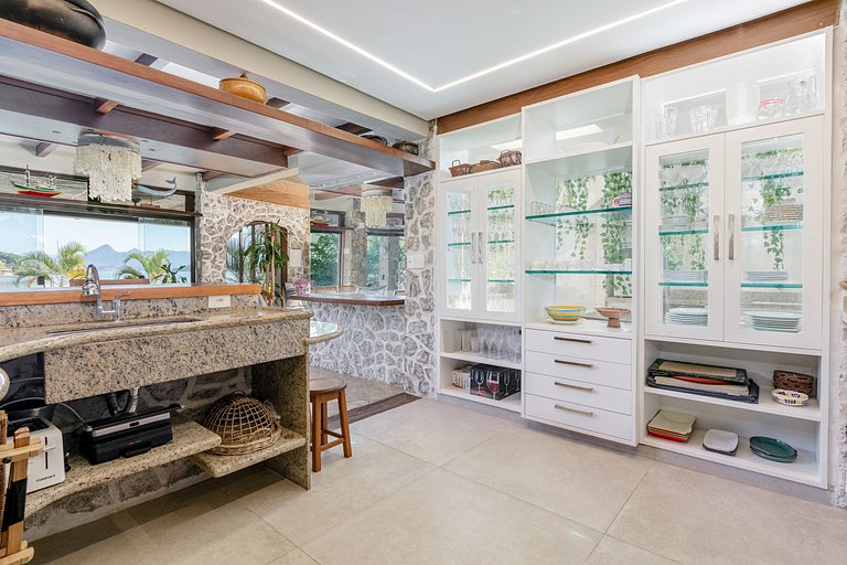 Ang056 - Magnifica casa pé na areia com praia privada