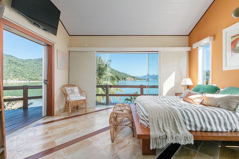 Ang056 - Magnifica casa pé na areia com praia privada